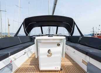 Rent a sailboat in Nidri Marine - Oceanis 51.1