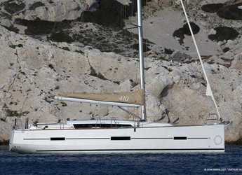 Rent a sailboat in Marina Frapa - Dufour 410 GL