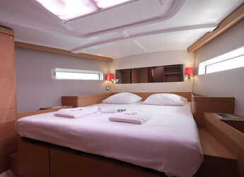 Rent a sailboat in D-Marin Gocek - Sun Odyssey 490 - 3 cab.