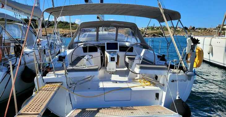 Rent a sailboat in Lavrion Marina - Hanse 418 - 3 cab.