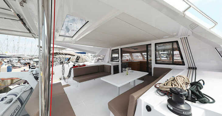 Rent a catamaran in Veruda - Nautitech 46 Open
