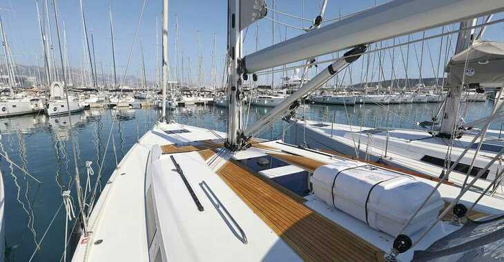Rent a sailboat in Marina Kornati - Hanse 505 - 4 + 1 cab.
