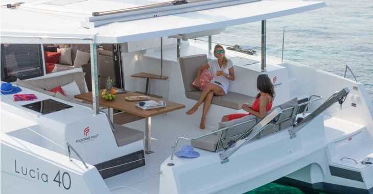 Rent a catamaran in Mykonos - Lucia 40