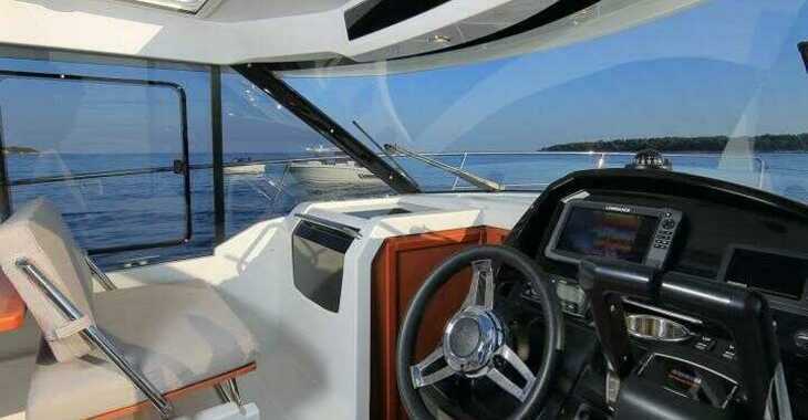 Rent a motorboat in Marina Sukosan (D-Marin Dalmacija) - Merry Fisher 895