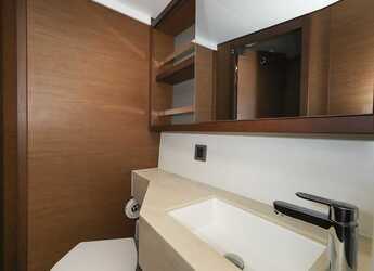 Rent a catamaran in Marina Sukosan (D-Marin Dalmacija) - Lagoon 46