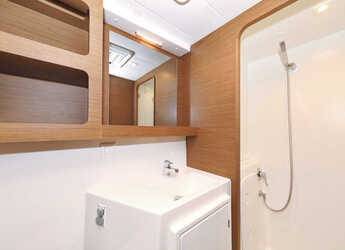 Alquilar catamarán en Marina Sukosan (D-Marin Dalmacija) - Lagoon 42