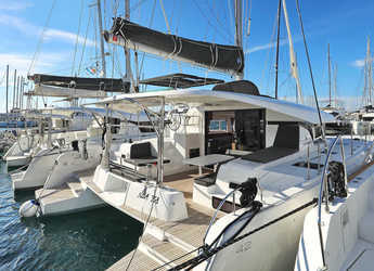 Rent a catamaran in Marina Sukosan (D-Marin Dalmacija) - Lagoon 42
