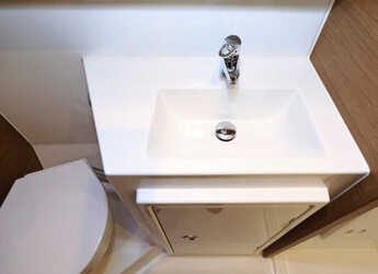 Alquilar catamarán en Marina Sukosan (D-Marin Dalmacija) - Lagoon 42