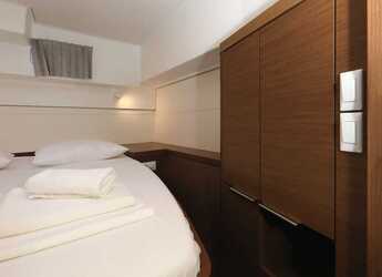 Rent a catamaran in Marina Sukosan (D-Marin Dalmacija) - Lagoon 40