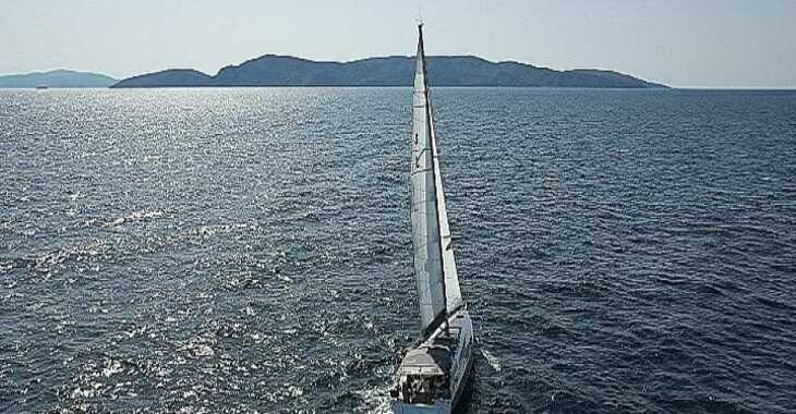 Chartern Sie segelboot in Marina Skiathos  - Oceanis 51.1 (AC, Gen, Watermaker)