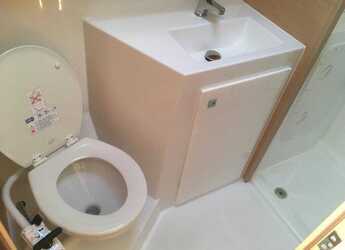 Alquilar catamarán en Marina Le Marin - Lagoon 42