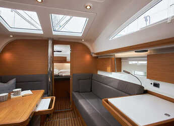 Alquilar velero en Marina Kastela - Elan Impression 40