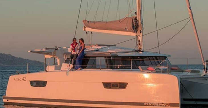 Rent a catamaran in Playa Talamanca - Astréa 42