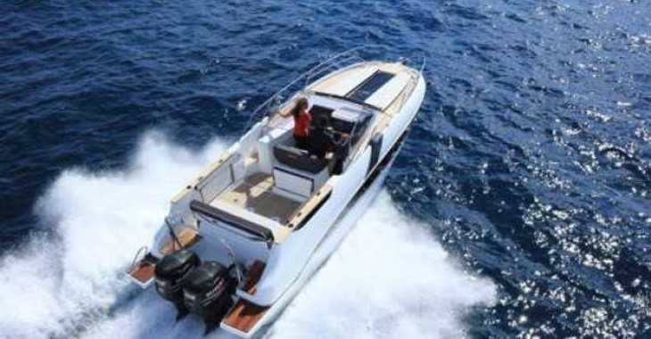 Rent a motorboat in Port Mahon - Beneteau Flyer 8.8 Sundeck