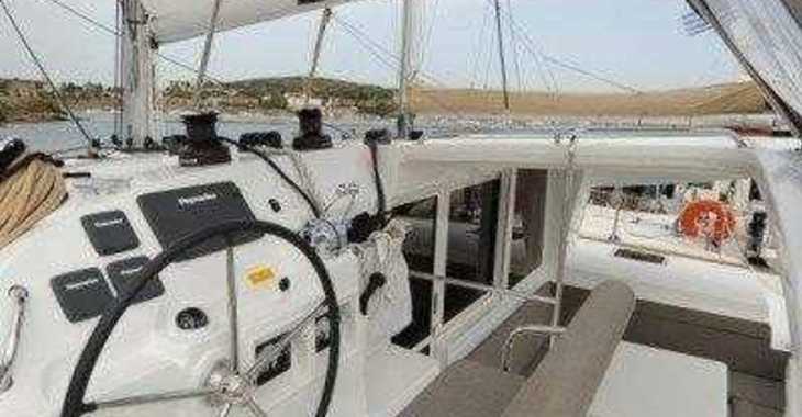 Chartern Sie katamaran in Marina el Portet de Denia - Lagoon 400 S2 (Sábado a Viernes)
