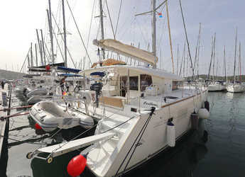 Alquilar catamarán en Veruda - Lagoon 400 - 4 + 2 cab.