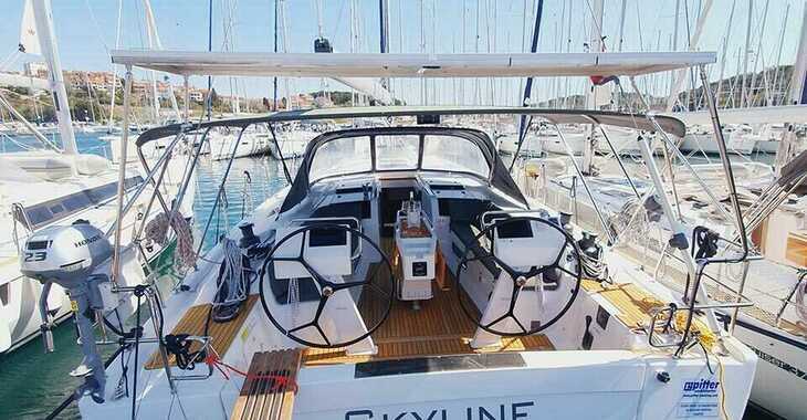 Rent a sailboat in Veruda - Hanse 505 - 5 + 1 cab.