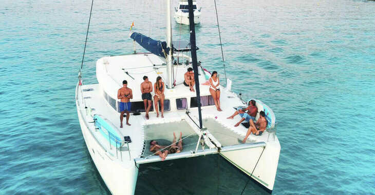Alquilar catamarán en Club Náutico Ibiza - Lagoon 400