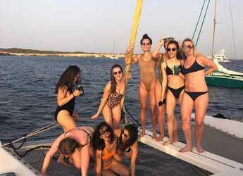 Alquilar catamarán en Club Náutico Ibiza - Lagoon 400