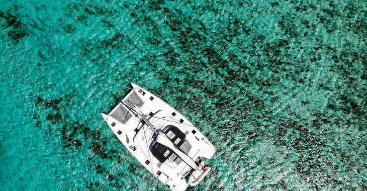 Alquilar catamarán en Marina Kastela - Lagoon 52F