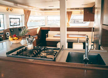 Louer catamaran à Marina Kastela - Lagoon 52F