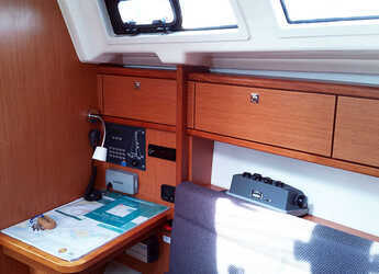 Louer voilier à El Arenal - Bavaria Cruiser 33