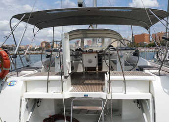 Rent a sailboat in El Arenal - Bavaria Cruiser 56 - 5 + 1 cab.