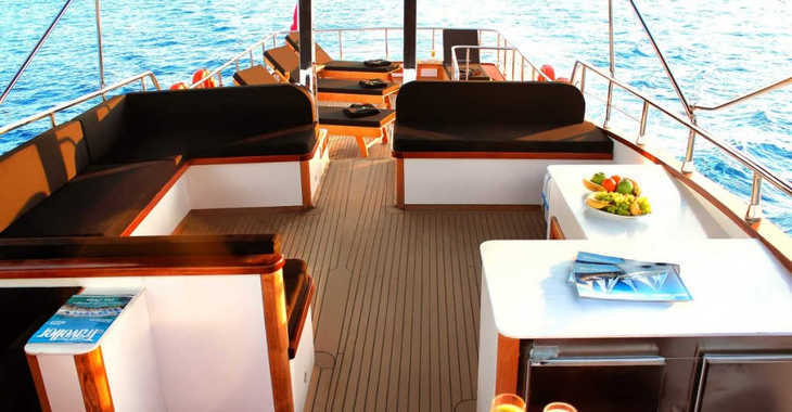 Rent a motorboat in Bodrum Marina - Trawler Maske 3 (Luxury)