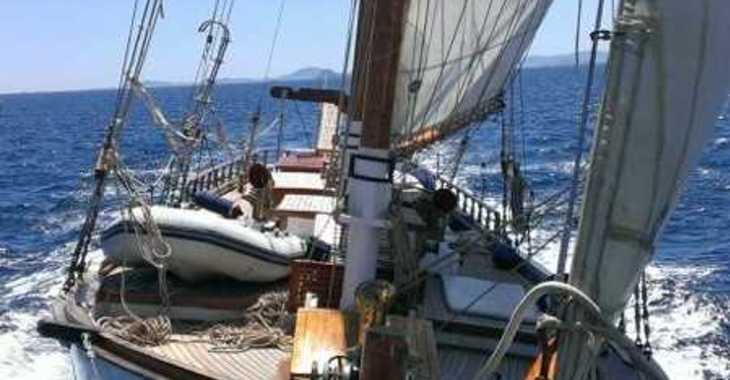 Rent a schooner in Ibiza Magna - La Bella Lola