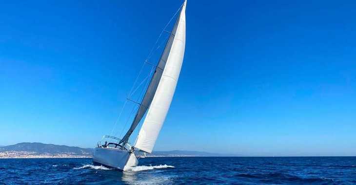 Chartern Sie segelboot in Port Olimpic de Barcelona - Dufour 44 Performance