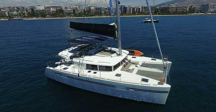 Rent a catamaran in Alimos Marina - Lagoon 450