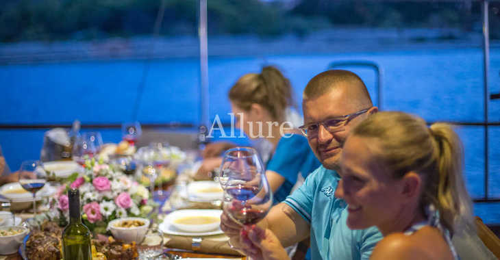 Rent a schooner in Marina Split (ACI Marina) - Gulet Allure (Standard)