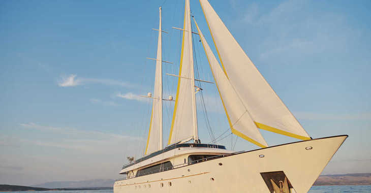 Rent a schooner in Marina Split (ACI Marina) - Gulet Anima Maris (VIP)