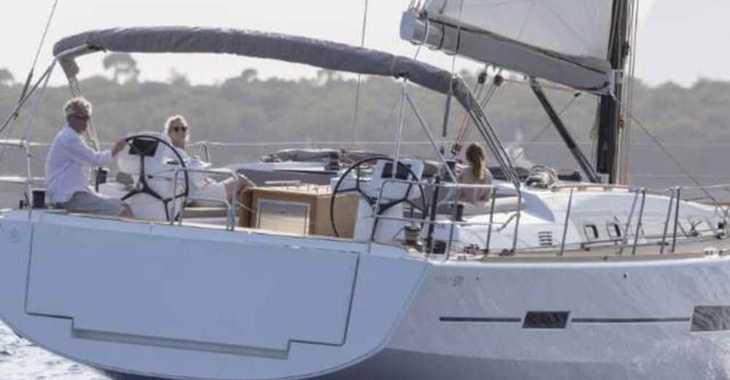 Rent a sailboat in Porto Capo d'Orlando Marina - Dufour 520 Grand Large