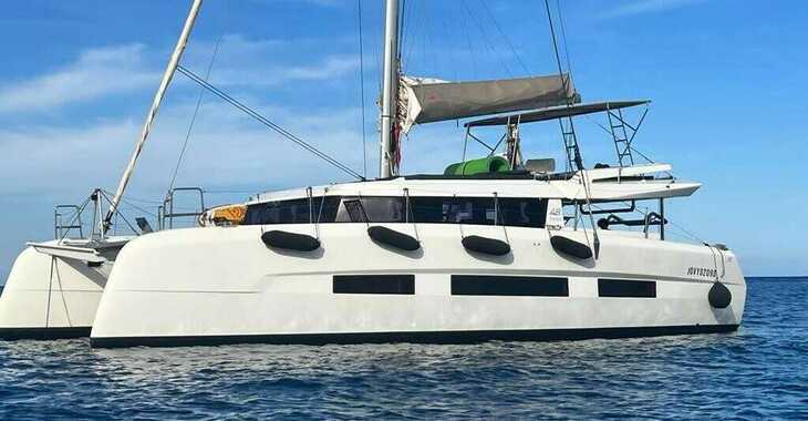 Chartern Sie katamaran in Porto Capo d'Orlando Marina - Dufour Catamaran 48