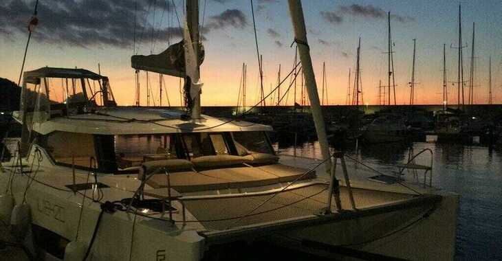Rent a catamaran in Marsala Marina - Fountaine Pajot Lucia 40