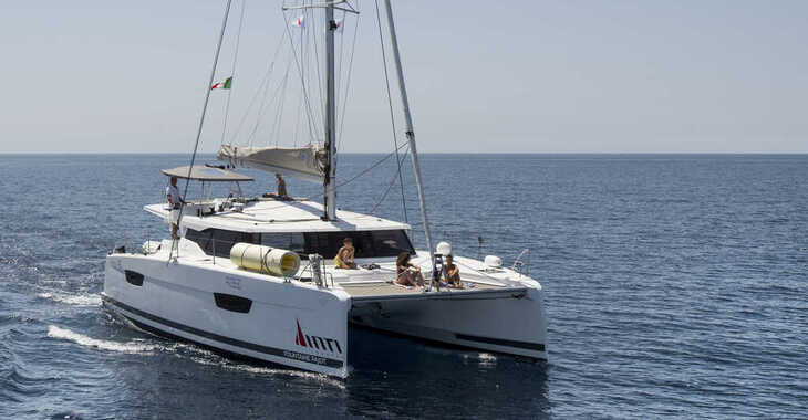 Alquilar catamarán en Marsala Marina - Fountaine Pajot Astréa 42