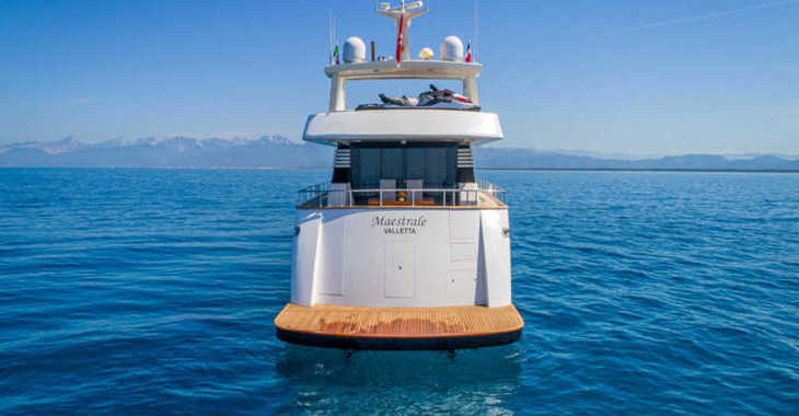 Chartern Sie yacht in Marina di Cannigione - Cantieri di Pisa Akhir 85
