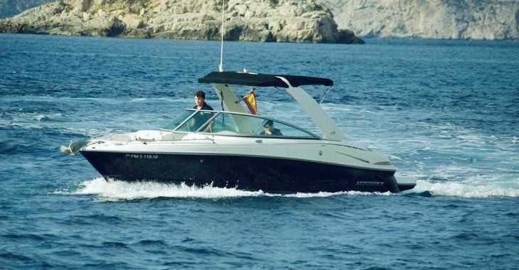 Chartern Sie motorboot in Port Adriano - Monterey 254 F (Only Day Charter)