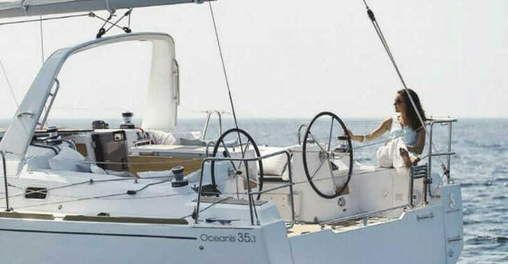Louer voilier à Marina di Cannigione - Oceanis 35.1