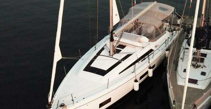Rent a sailboat in Marina di Cannigione - Oceanis 46.1