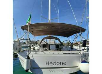 Rent a sailboat in Marina di Portorosa - Dufour 412 Grand large