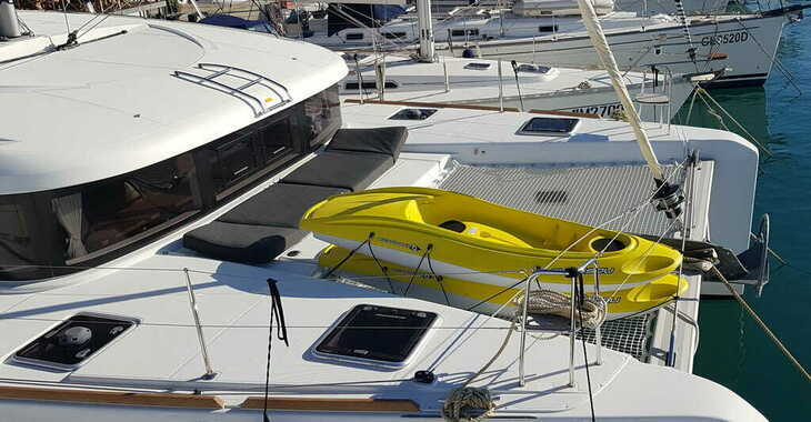 Chartern Sie katamaran in Marina Porto Antico - Lagoon 40