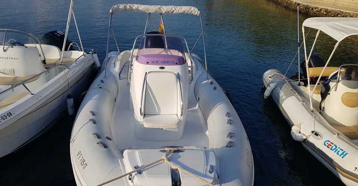 Rent a dinghy in Port Mahon - Grand Golden Line 650 GLF (Only Day Charter)