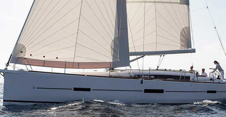 Louer voilier à Marina di Portorosa - Dufour 460
