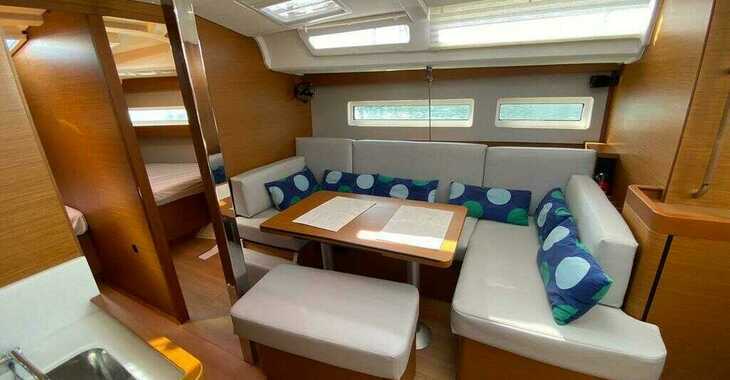 Chartern Sie segelboot in Marina di Nettuno - Sun Odyssey 440