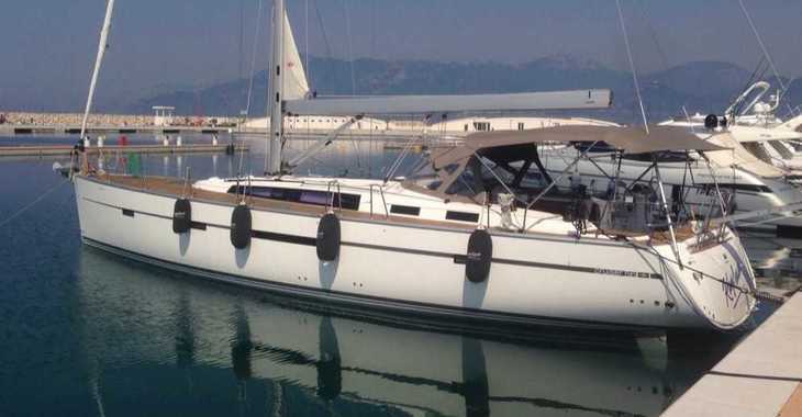 Rent a sailboat in Marina d'Arechi - Bavaria 56