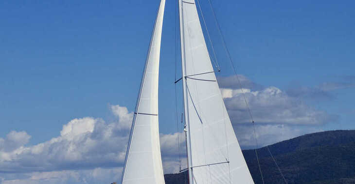 Chartern Sie segelboot in Marina di Scarlino - Oceanis 46.1