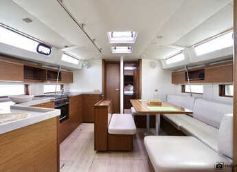 Rent a sailboat in Marina di Scarlino - Oceanis 46.1