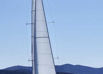 Chartern Sie segelboot in Marina di Scarlino - Oceanis 46.1